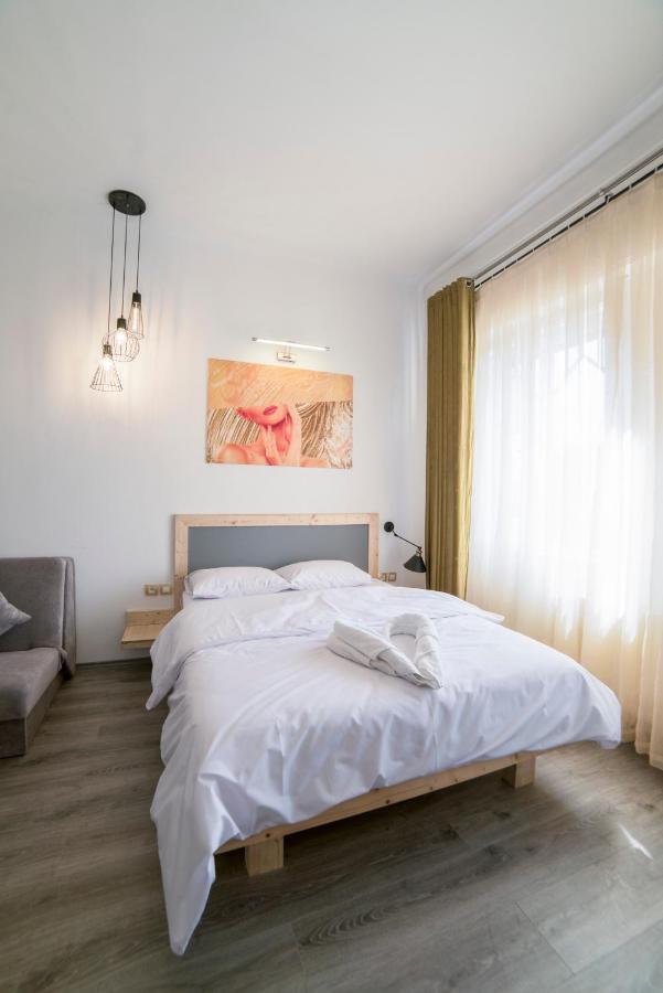 Maria Boutique Suits Budapest Eksteriør billede